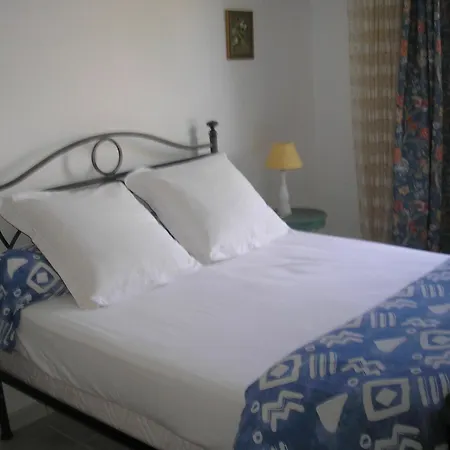 With 2 Bedrooms In Carcassonne, With Wonderful Mountain View * 卡尔卡松
